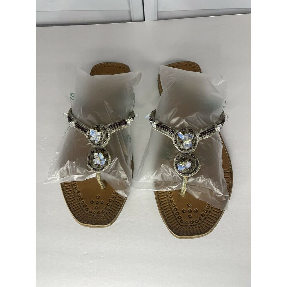 Report jeweled thong sandals size 10 (10.5" heel to toe) minor wear